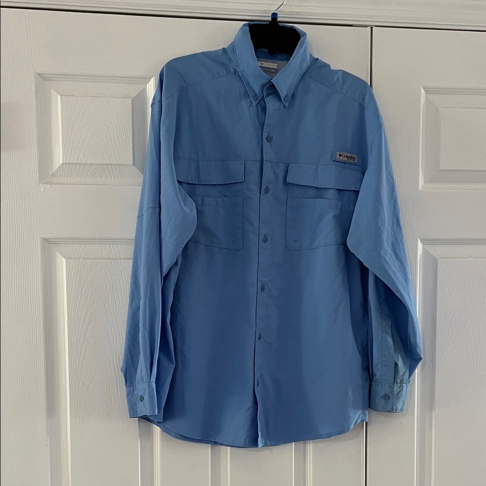 Columbia Light Blue Long-Sleeve Fishing Shirt